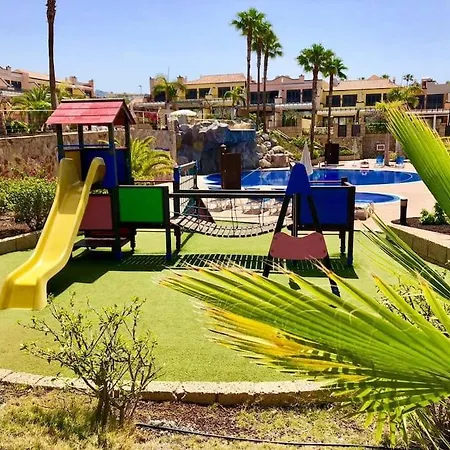 Adeje Park אדחה